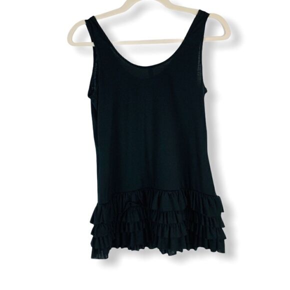 Black Ruffled Bottom Tank - Picture 2 of 6